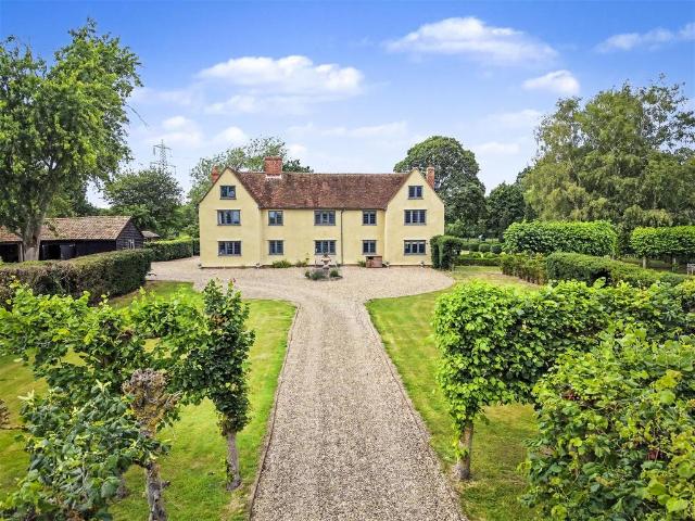 6 bedroom detached house for sale