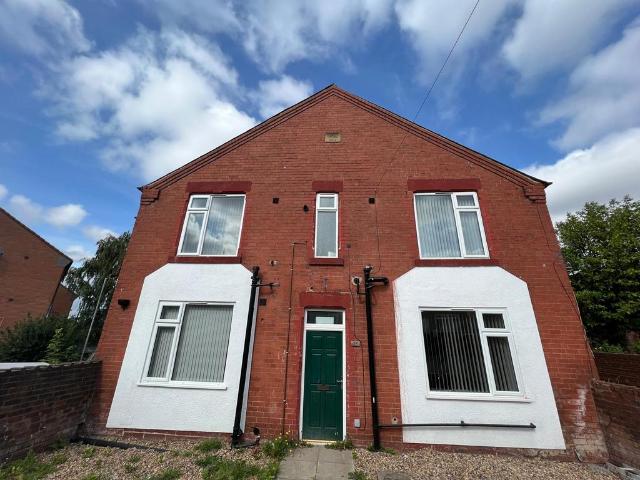 6 bedroom detached house for sale