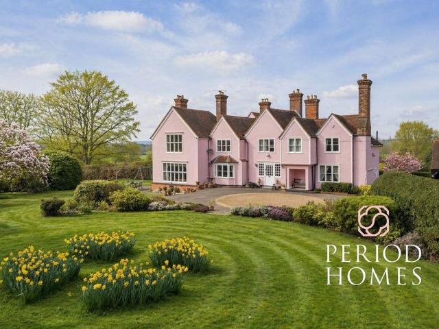 6 bedroom detached house for sale
