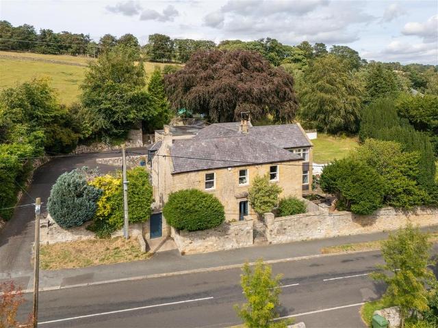 6 bedroom detached house for sale