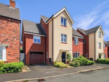 6 bedroom detached house for sale