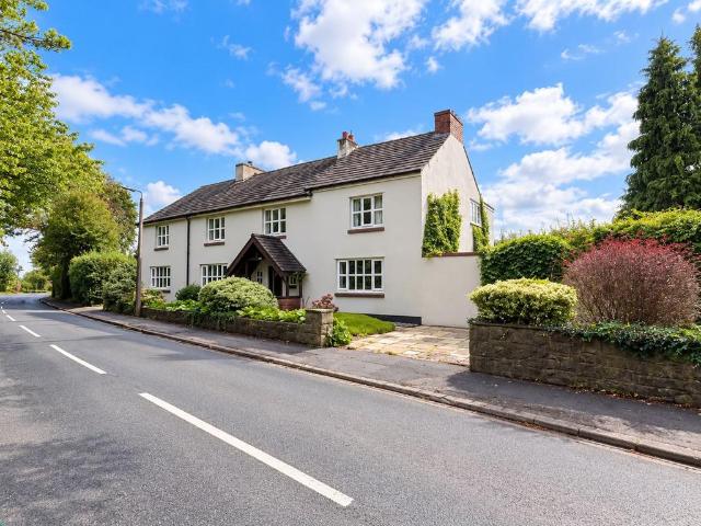 6 bedroom detached house for sale