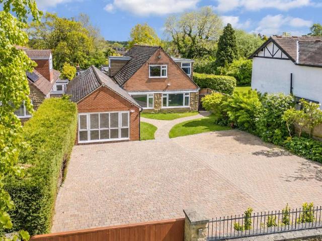 6 bedroom detached house for sale