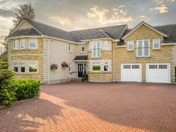 6 bedroom detached house for sale