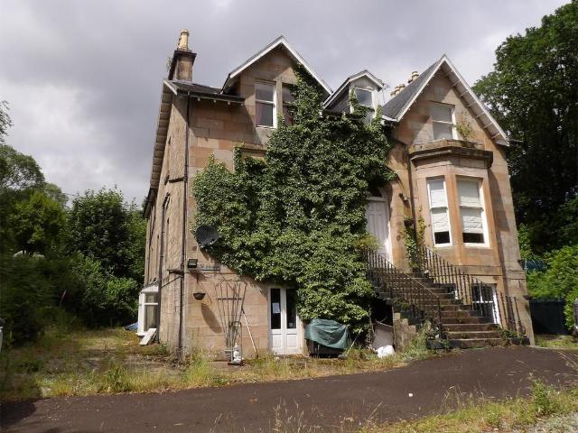 6 bedroom detached house for sale