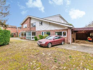 Fenland, East of England - Garden, Parking