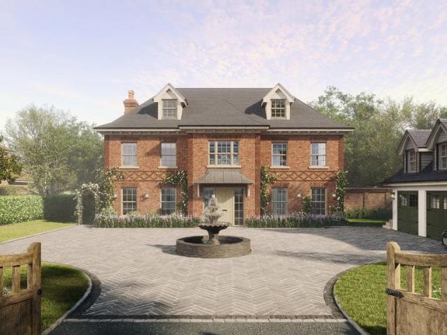 6 bedroom detached house for sale