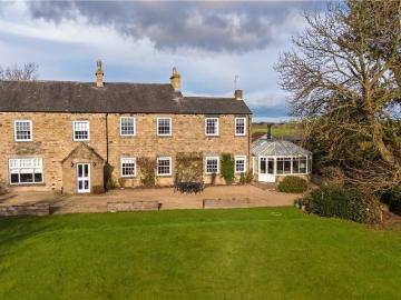 6 bedroom detached house for sale