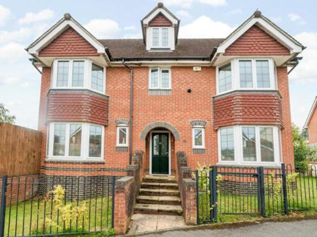 6 Bedroom Detached House For Sale In Alton, Hampshire