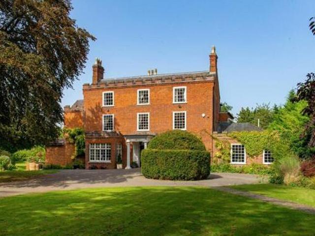 6 Bedroom Detached House For Sale In Royston, Cambridgeshire