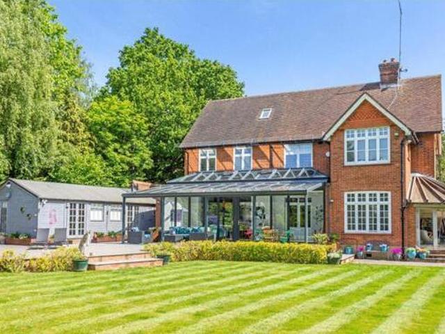6 Bedroom Detached House For Sale In Rickmansworth, Hertfordshire