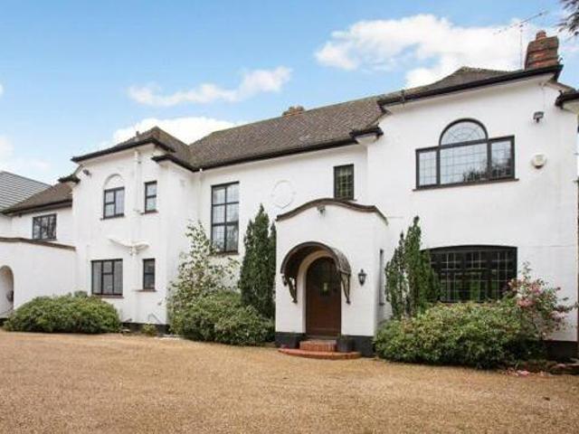 6 Bedroom Detached House For Sale In Rickmansworth, Hertfordshire