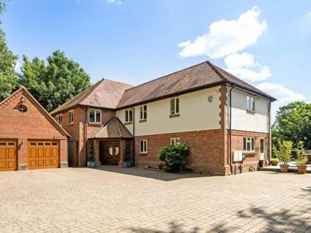 6 Bedroom Detached House For Sale In Rickmansworth, Hertfordshire