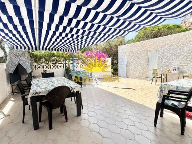 6 BEDROOM DETACHED HOUSE JUST 300 METRES FROM THE BEACH IN TORREVIEJA