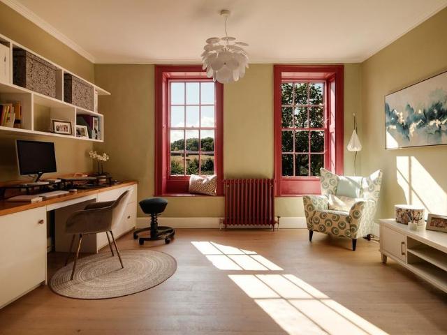 6 bedroom detached house to rent