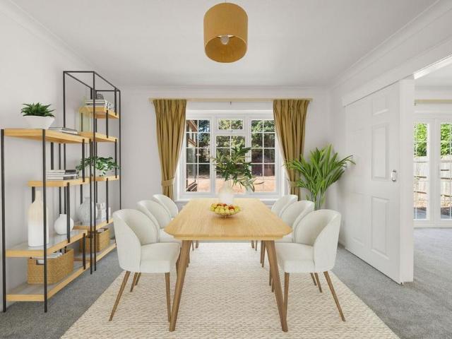 6 bedroom detached house to rent