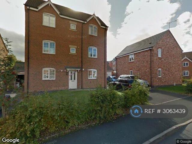 6 bedroom detached house to rent