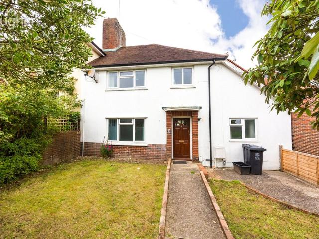 6 bedroom detached house to rent