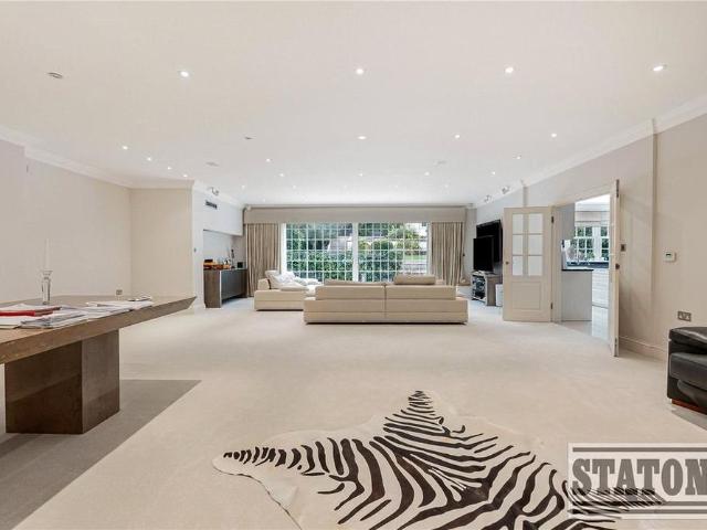 6 bedroom detached house to rent