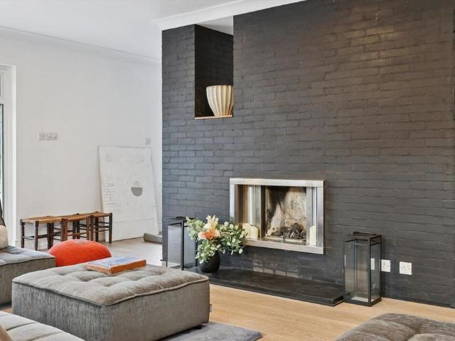 6 bedroom detached house to rent