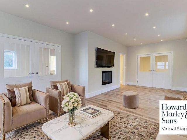 6 bedroom detached house to rent