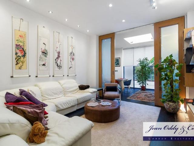 6 bedroom detached house to rent