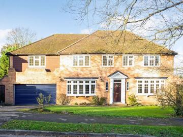 6 bedroom detached house to rent
