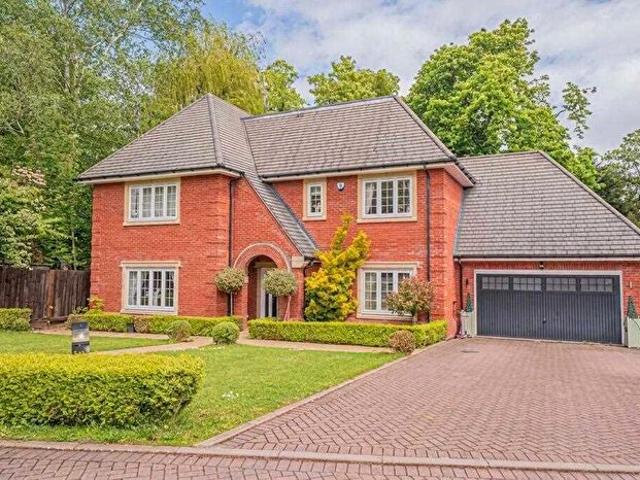 6 Bedroom Detached House To Rent In Temple Gardens, Solihull, B93