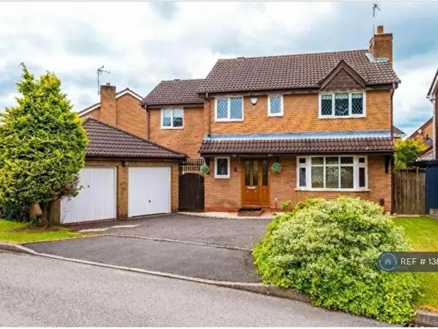 6 Bedroom Detached House To Rent In Gloucester Close, Nuneaton, CV11