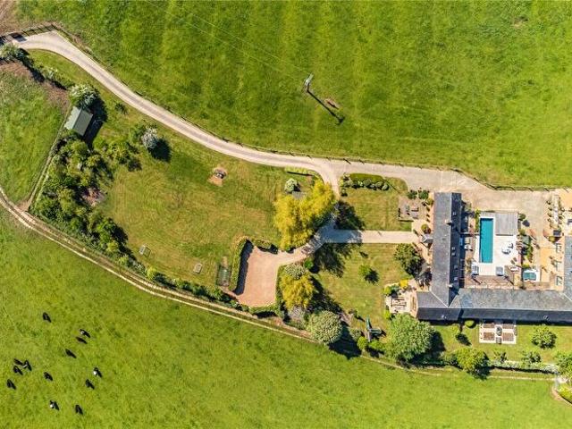 6 Bedroom Detached House To Rent In Lenborough, Buckingham, MK18