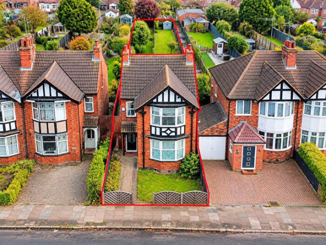 6 Bedroom Detached House To Rent In Narborough Road, Leicester, LE3