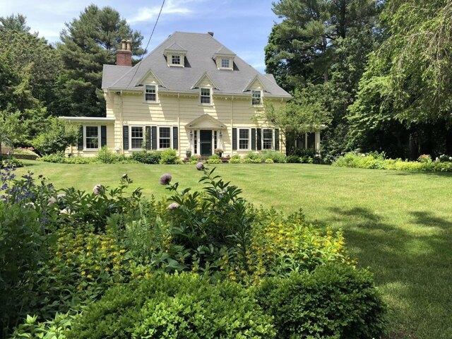 6 bedroom, Dedham MA 02026 105387405