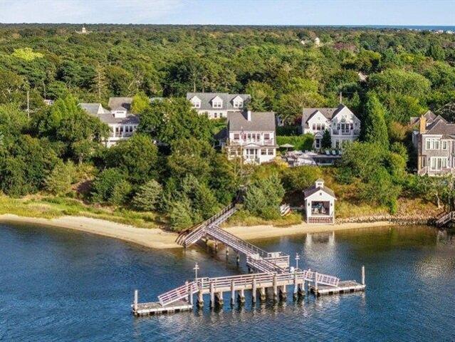 6 bedroom, Dennis MA 02670 106013699