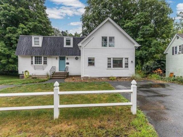 6 bedroom, Derry NH 03038 104809167