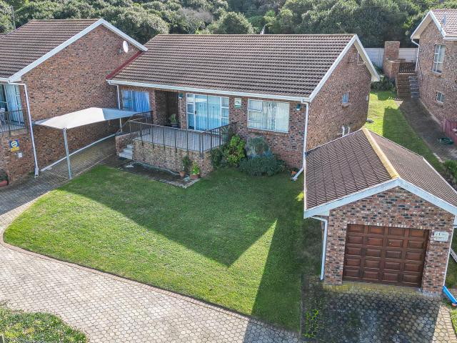 6 Bedroom Duplex in Tergniet