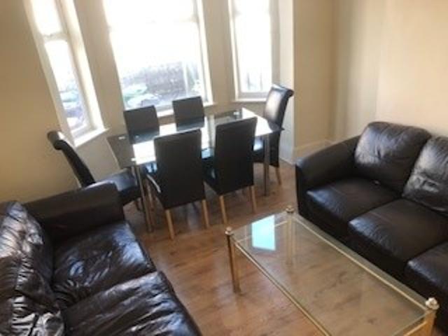 6 bedroom End of terrace house To Let