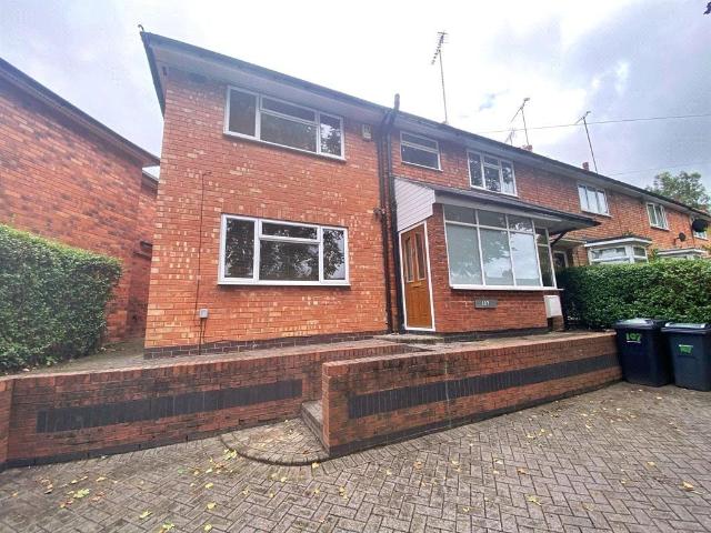6 bedroom end of terrace house to rent
