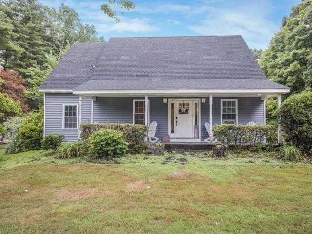 6 bedroom, East Longmeadow MA 01028 105315444