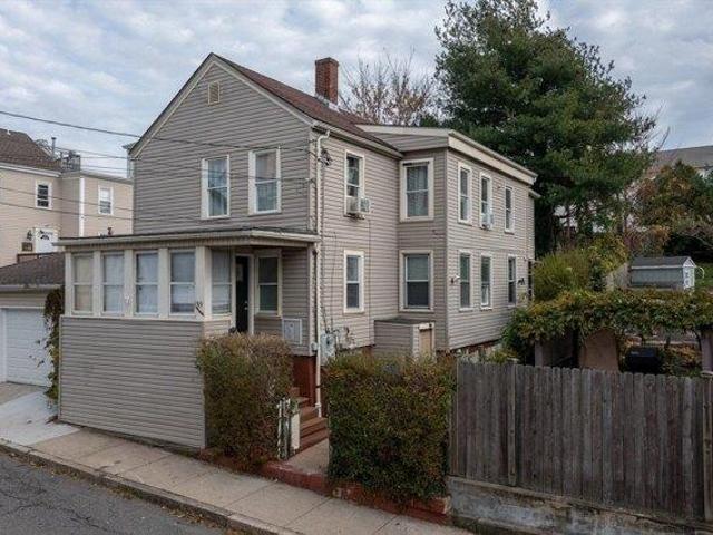 6 bedroom, Fall River MA 02720 104812273