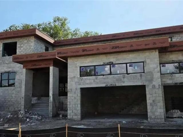 6 bedroom, FL FL 102795058