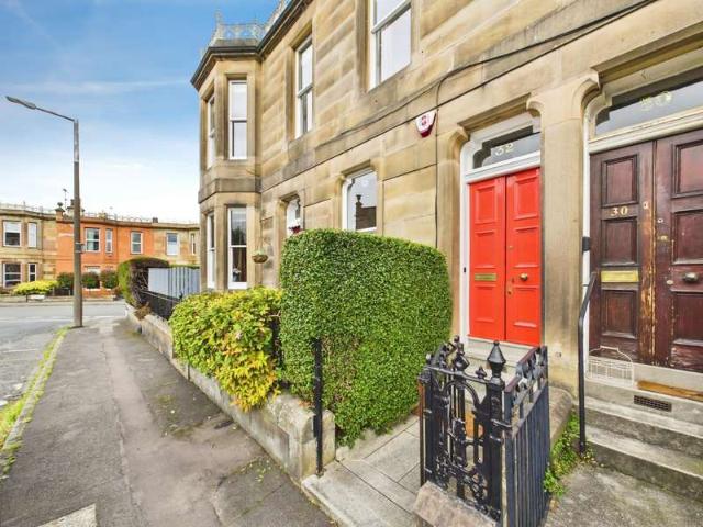6 Bedroom Flat
