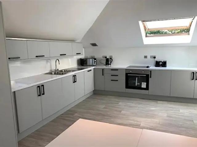 6 Bedroom Flat To Rent In Middle Street, Beeston, Nottingham, Nottinghamshire, NG9