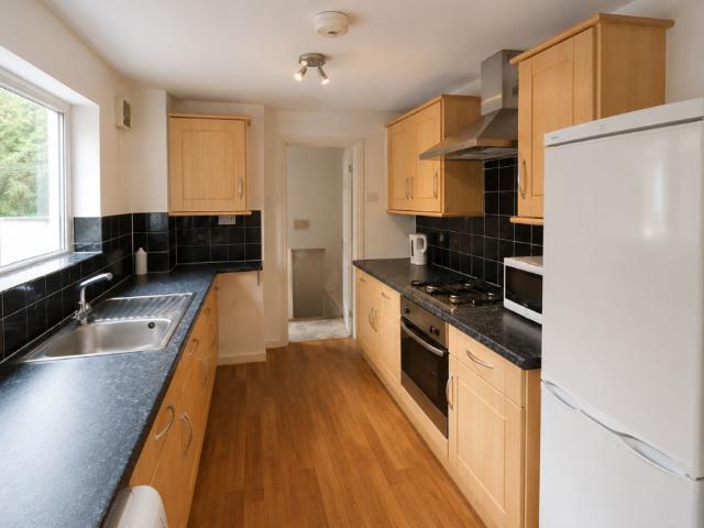 6 bedroom flat for rent in Greystoke Avenue, Newcastle Upon Tyne, NE2