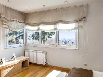 6 bedroom furnished house with a private pool for rent in Sarrià, Barcelona