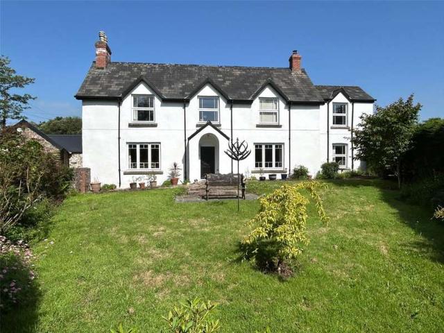 6 Bedroom House