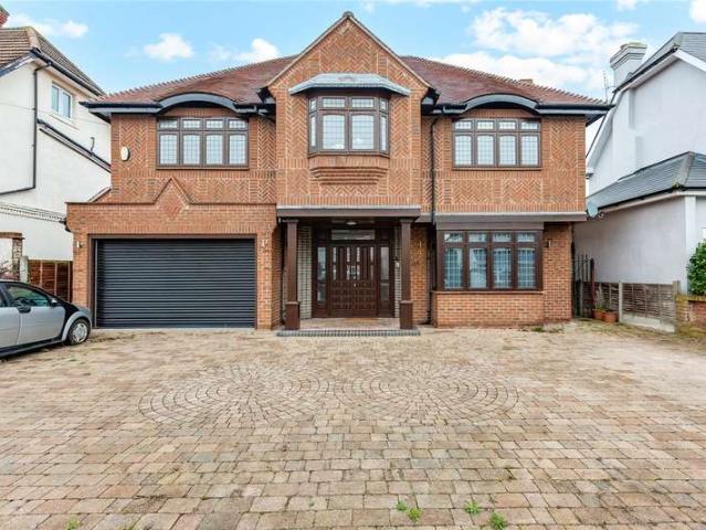 6 Bedroom House