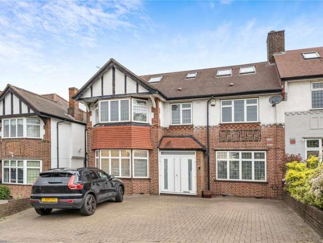 6 Bedroom House