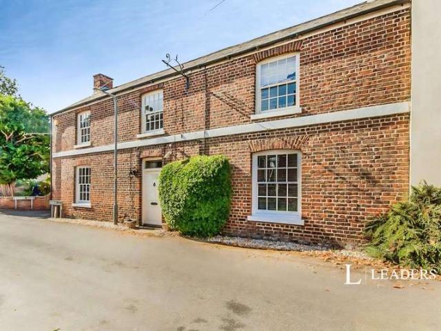 6 Bedroom House
