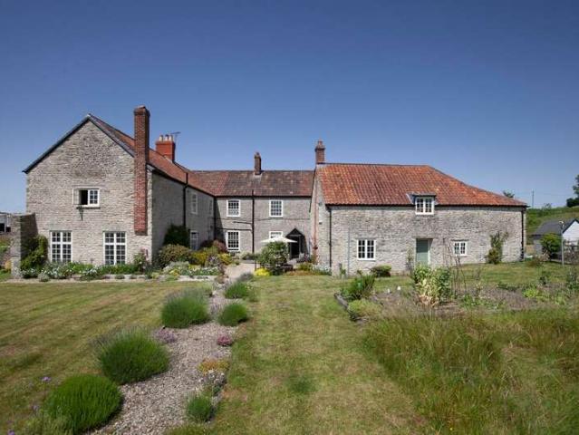 6 Bedroom House