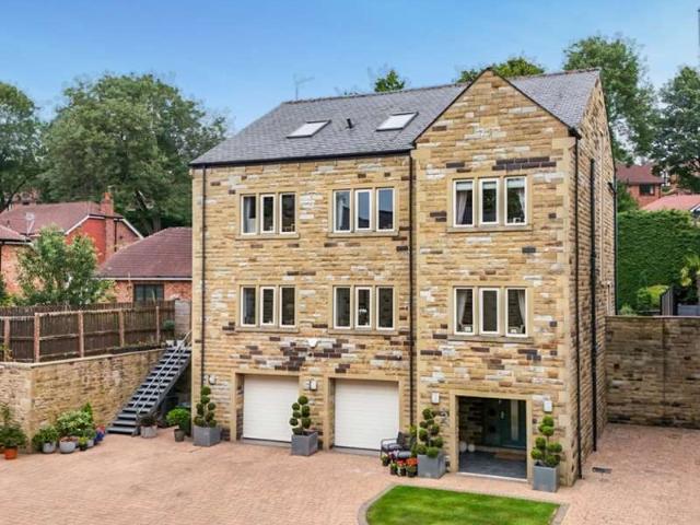 6 Bedroom House